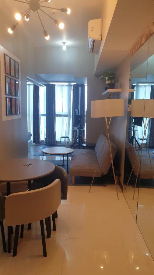 Uptown Parksuites Tower 1 Bgc Тагиг Экстерьер фото