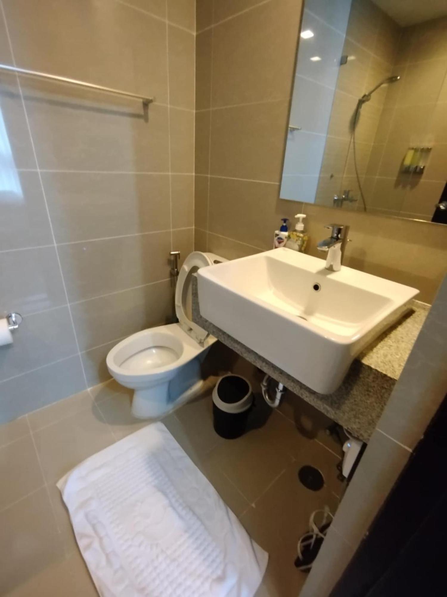 Uptown Parksuites Tower 1 Bgc Тагиг Экстерьер фото